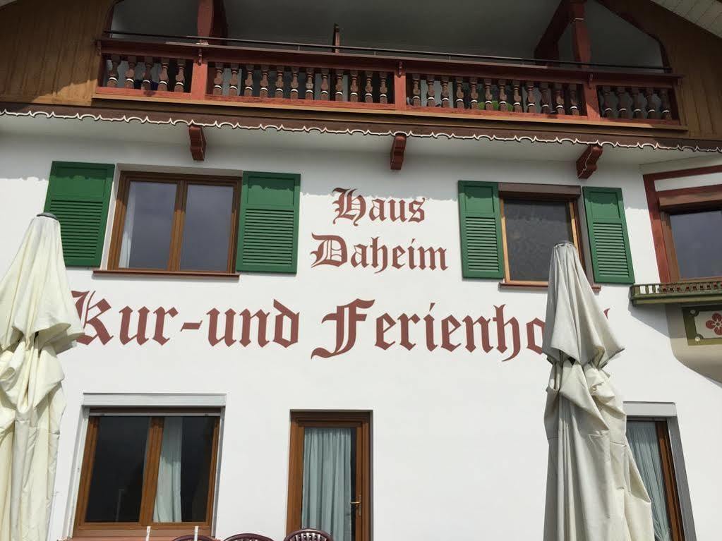 Отель Haus Daheim Оберштауфен Экстерьер фото